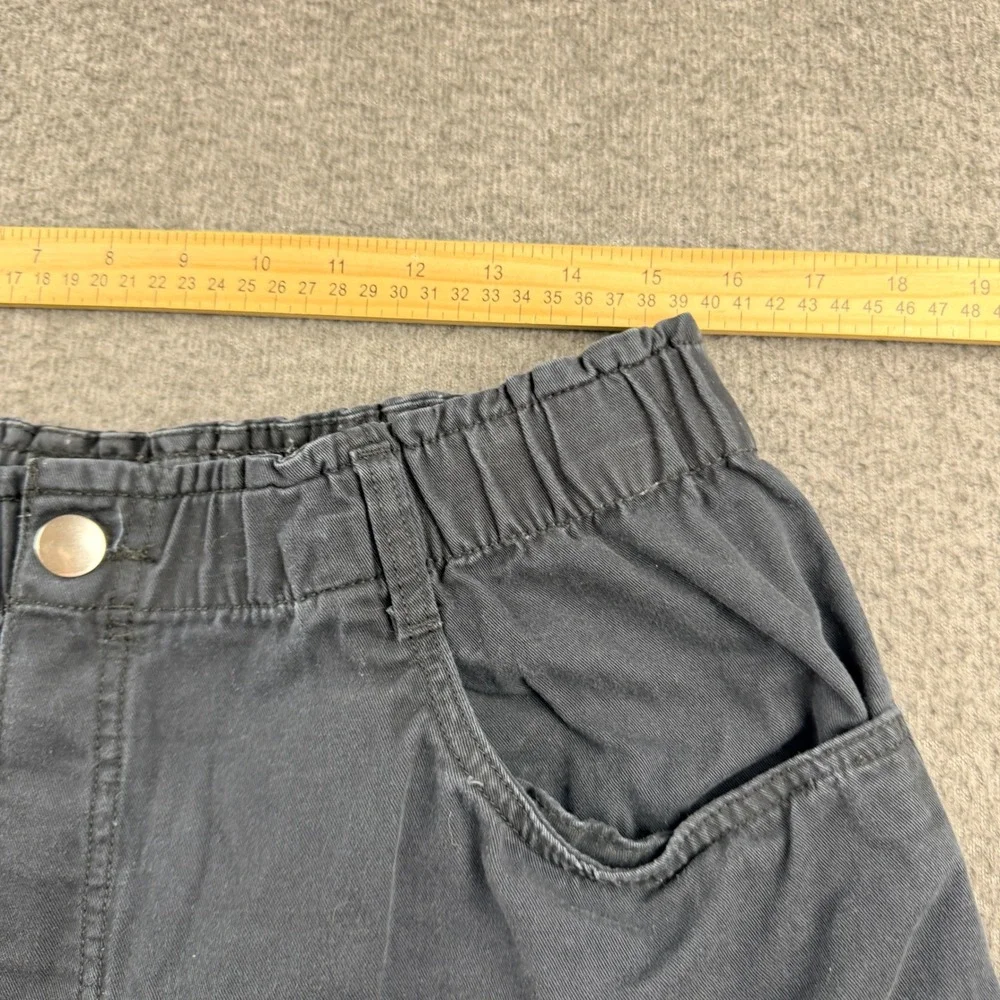 H&M Women's Large Black High Waisted Cotton Twill Shorts